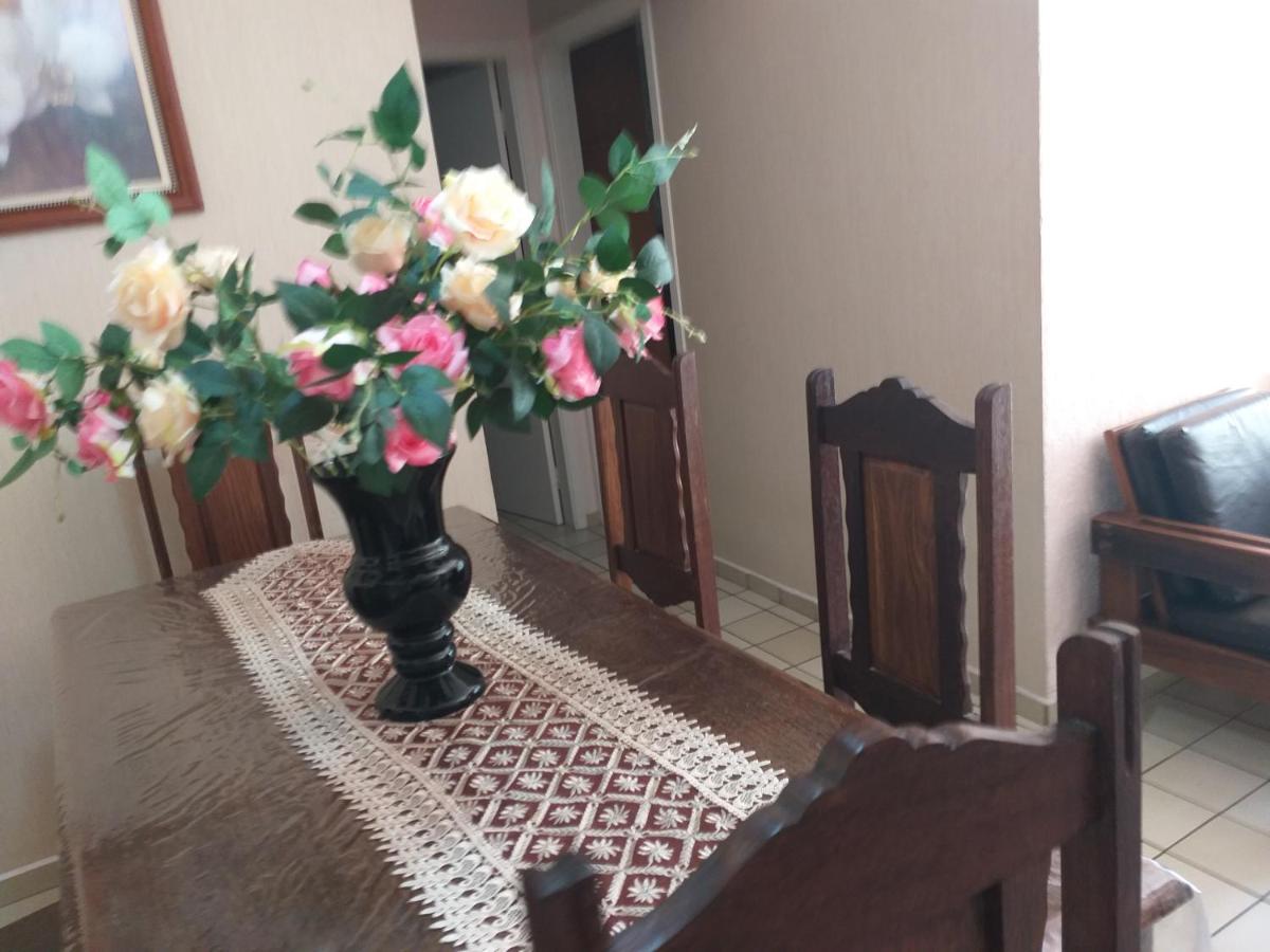 Apartamento Climatizado , Praia Grande, Ubatuba Sp Exterior foto